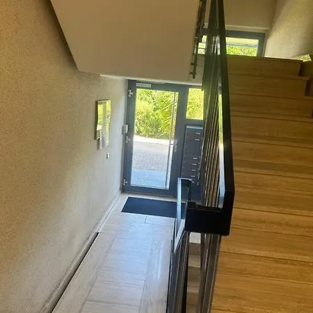 Luxus Ap Airport Apartment