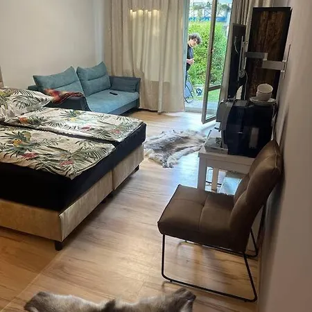 Luxus Ap Airport Apartment *